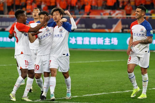 开云体育网址-斯卢茨基的预言值得期待 五外援申花“为国练士”